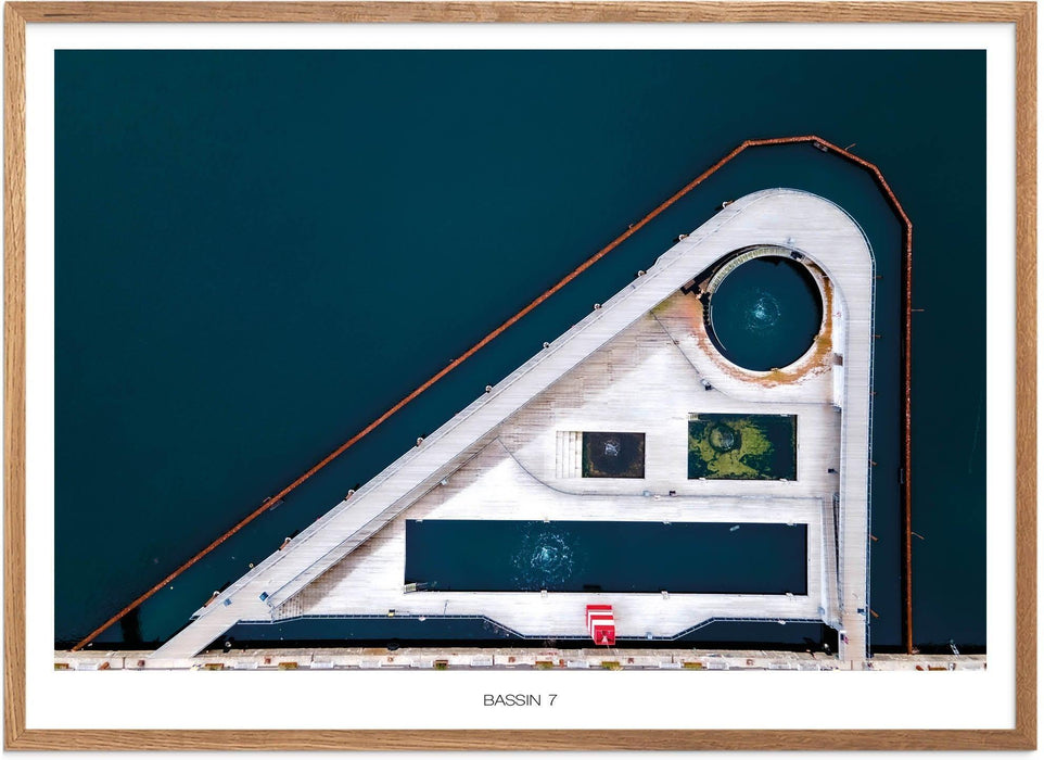 Bassin 7 - Bred Plakat - Plakatsnedkeren